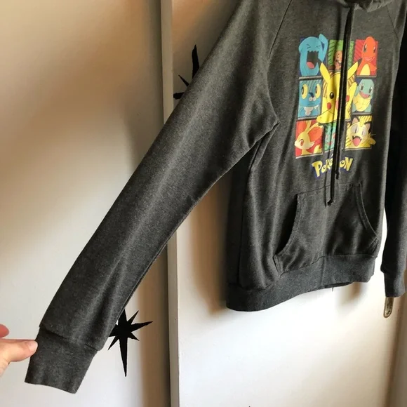 Pokémon Hoodie - Picture 4 of 6